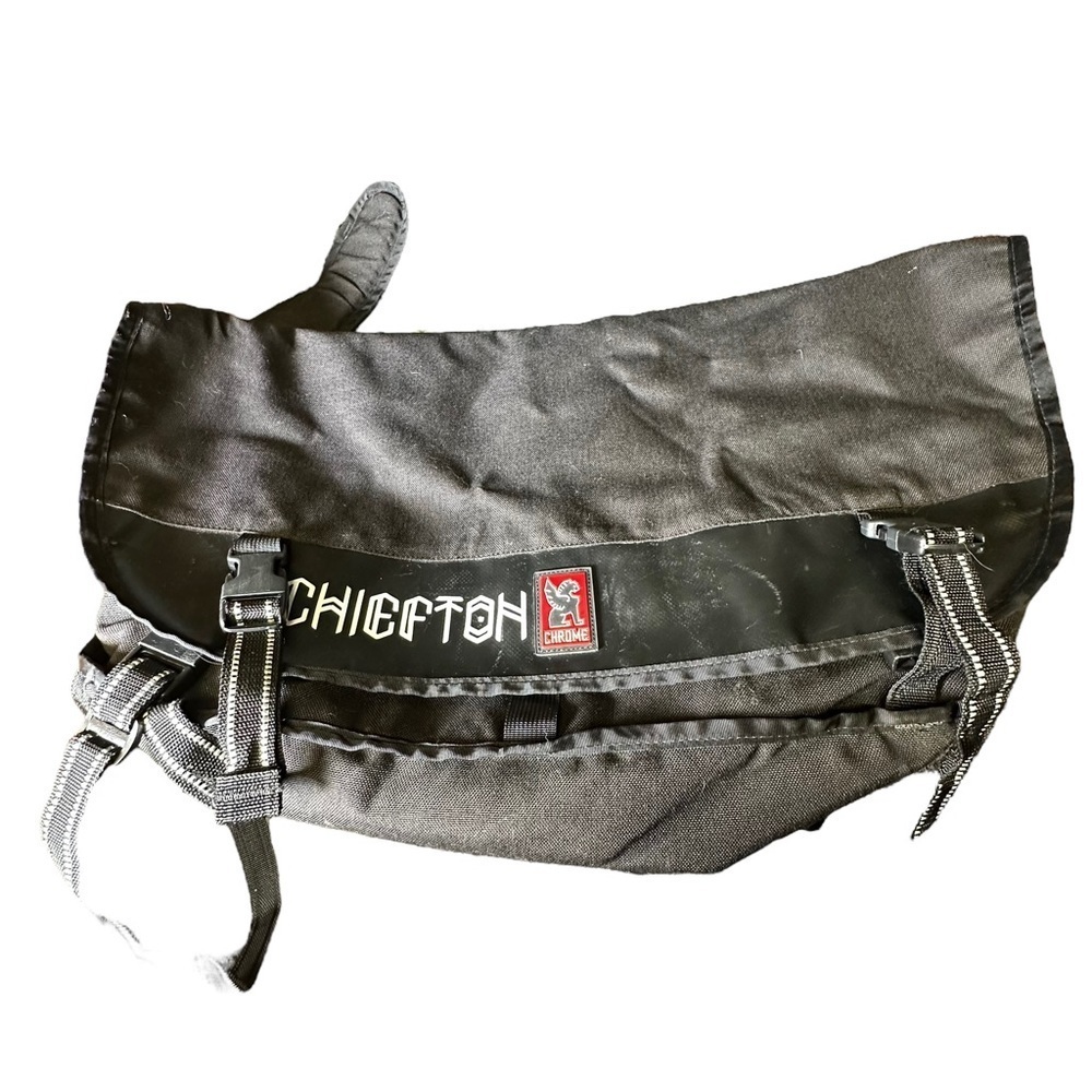 Chrome Citizen Messenger Bag, Black/Black